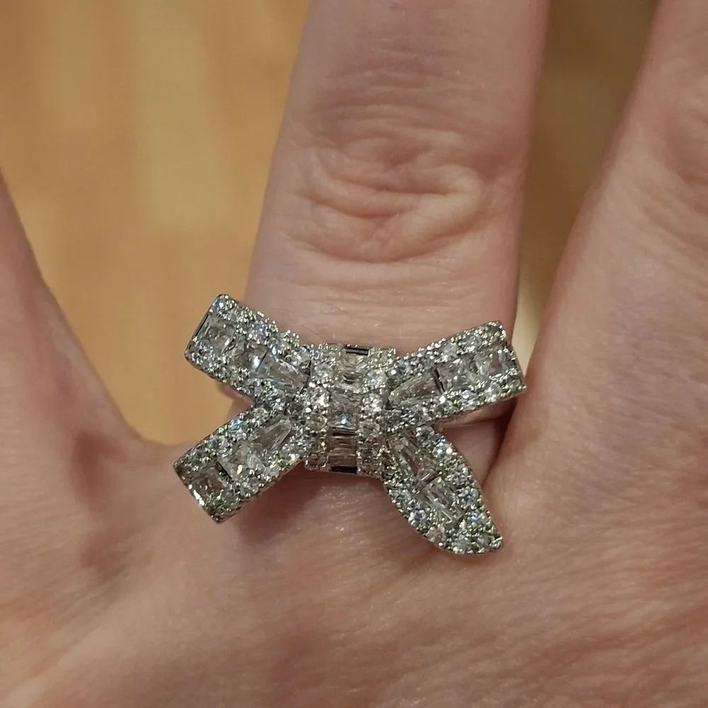 Diamond Bow Silver Ring - Picture 5 of 7
